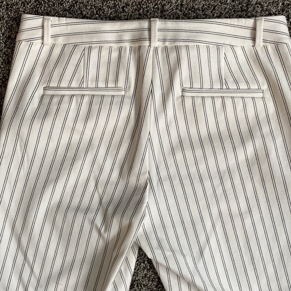 Banana Republic capris - Picture 3 of 7